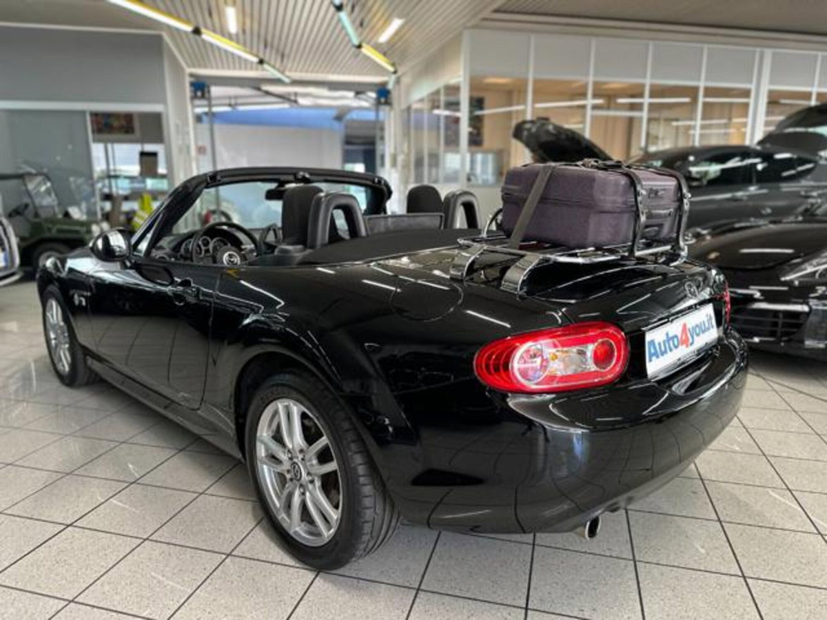 Mazda MX-5 Roadster 1.8L Black (4)