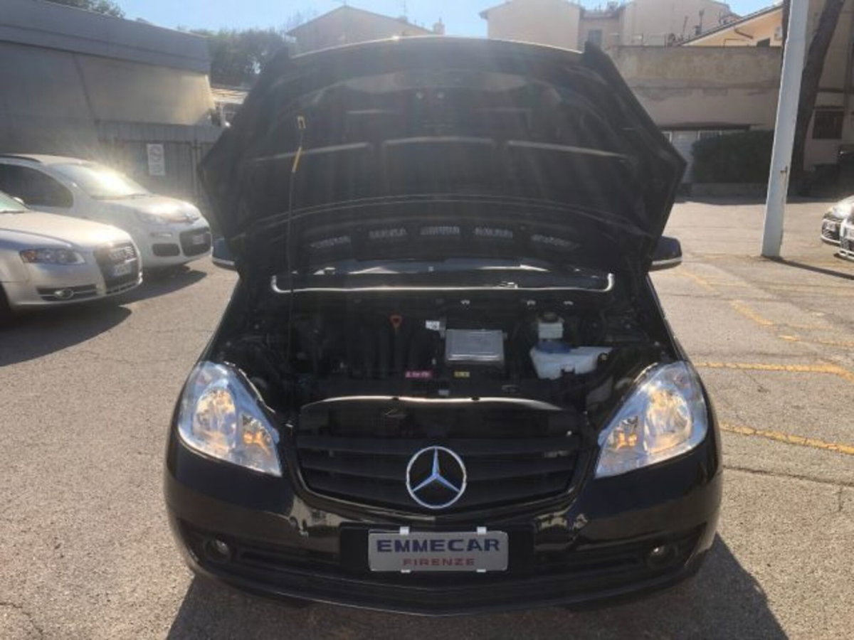 Mercedes-Benz Classe A 160 BlueEFFICIENCY Executive (19)