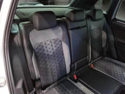Volkswagen Tiguan 2.0 TDI 150 CV SCR DSG 4MOTION R-Line (10)