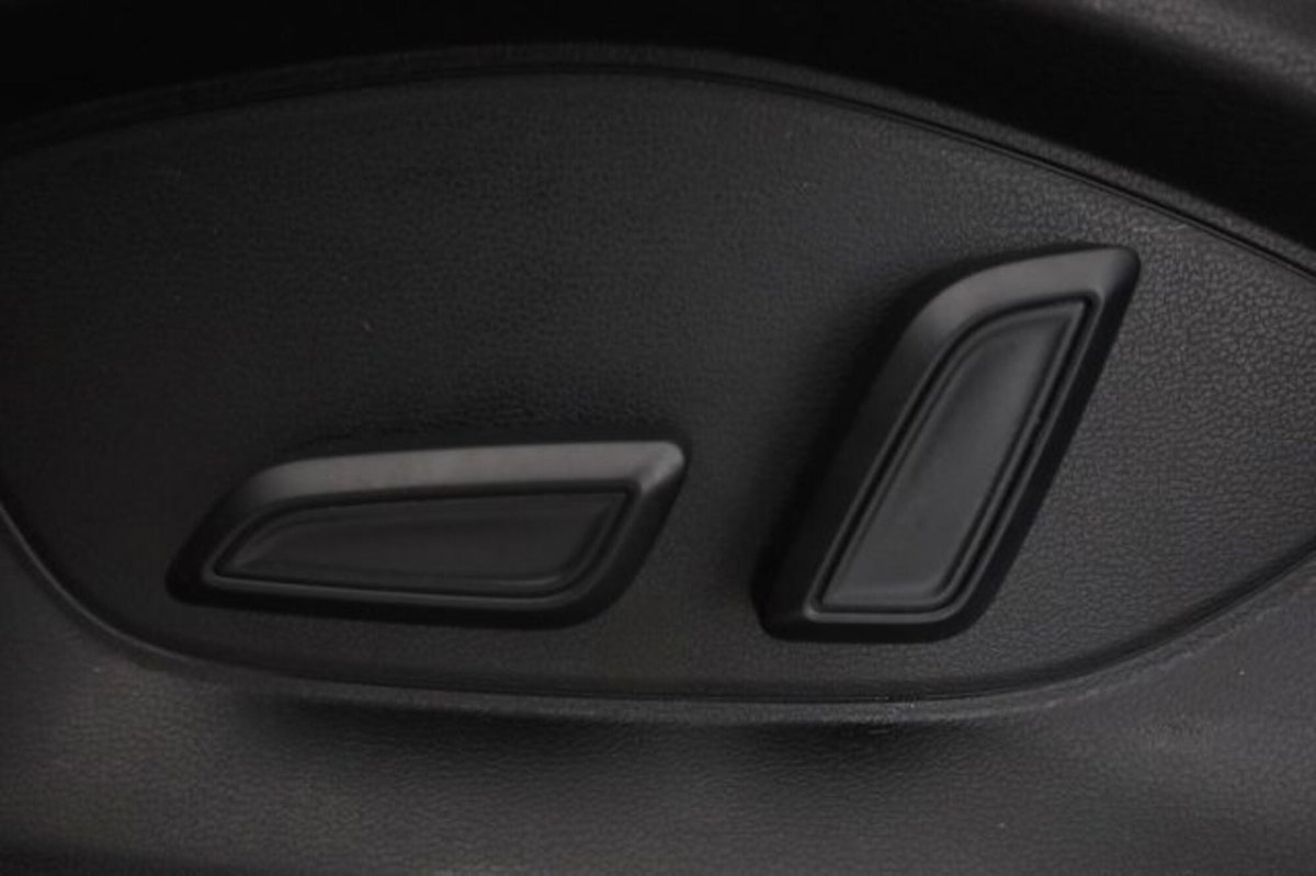 Mg ZS ZS 1.5 Luxury (14)