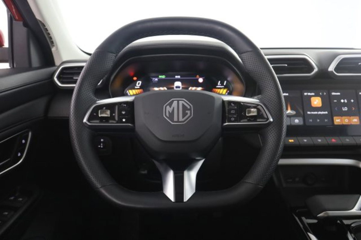 Mg ZS ZS 1.5 Luxury (5)
