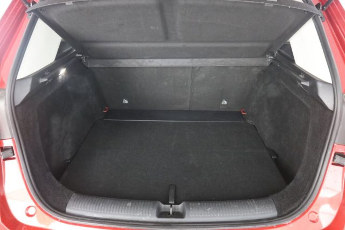 Mg ZS ZS 1.5 Luxury (6)