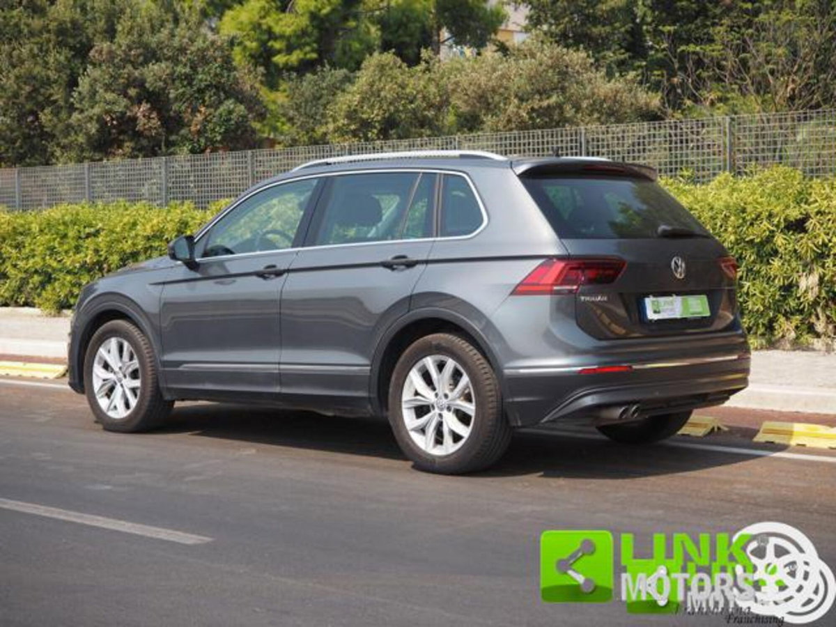Volkswagen Tiguan Allspace 2.0 TDI SCR DSG 4MOTION Advanced BMT (17)