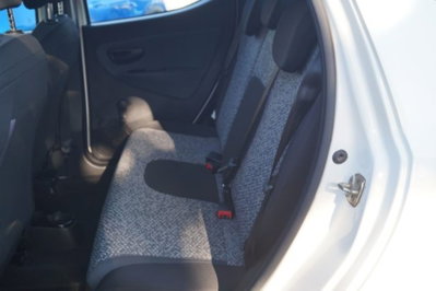 Lancia Ypsilon 1.0 FireFly 5 porte S&S Hybrid Ecochic Silver (12)