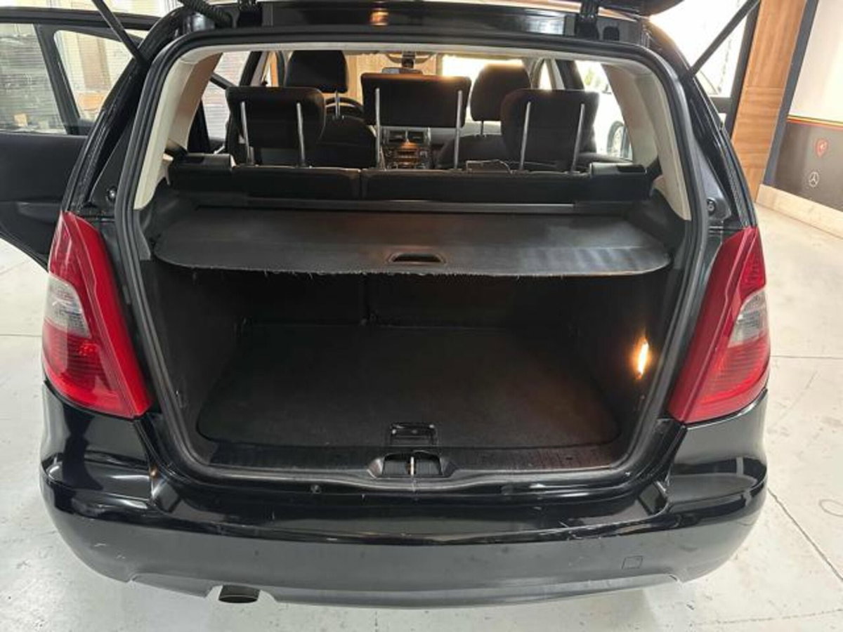 Mercedes-Benz Classe A 160 CDI AUTOMATIC Executive (10)
