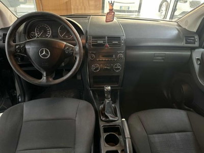 Mercedes-Benz Classe A 160 CDI AUTOMATIC Executive (11)