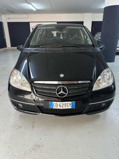 Mercedes-Benz Classe A 160 CDI AUTOMATIC Executive (2)