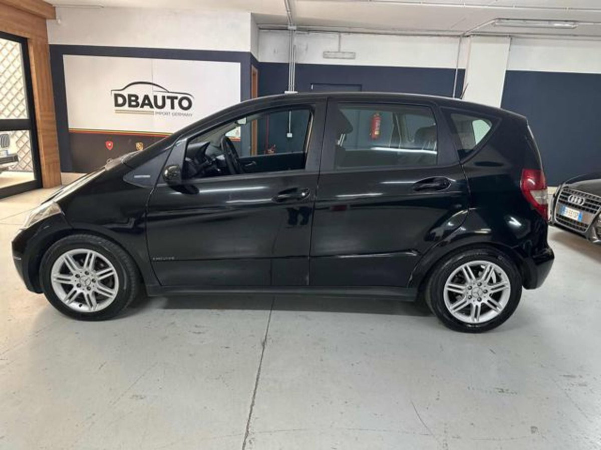 Mercedes-Benz Classe A 160 CDI AUTOMATIC Executive (7)