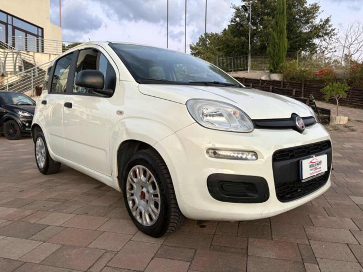 Fiat Panda 1.3 MJT 95 CV S&S Lounge (2)