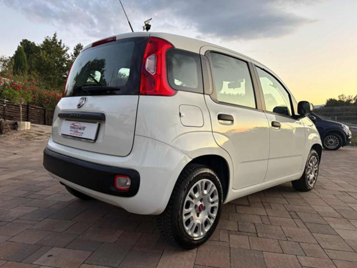 Fiat Panda 1.3 MJT 95 CV S&S Lounge (3)
