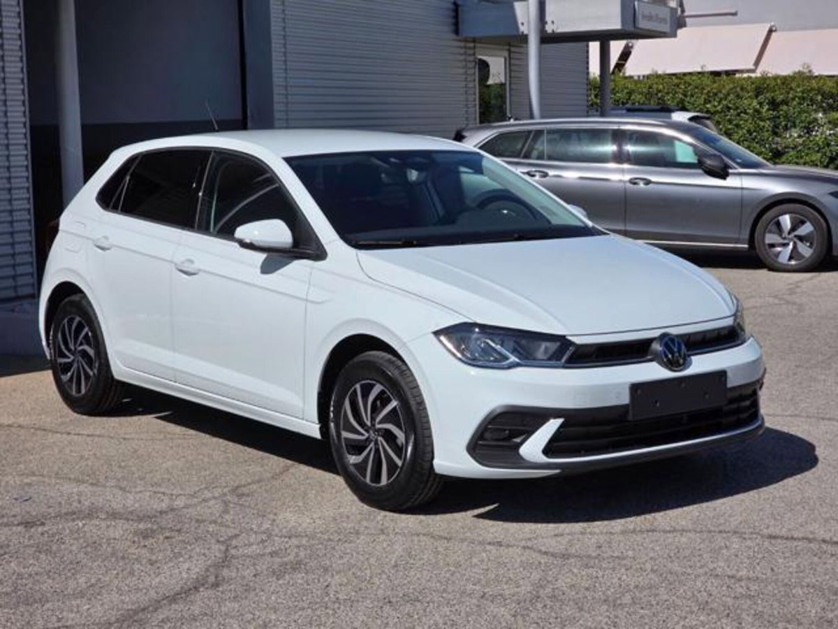 Volkswagen Polo 1.0 tsi Edition 95cv (4)