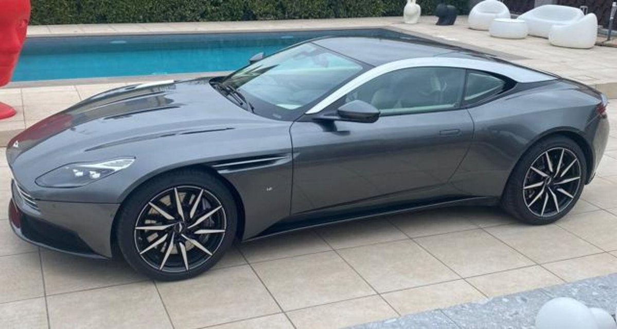 Aston Martin DB11 DB11 V12 Coupé (3)