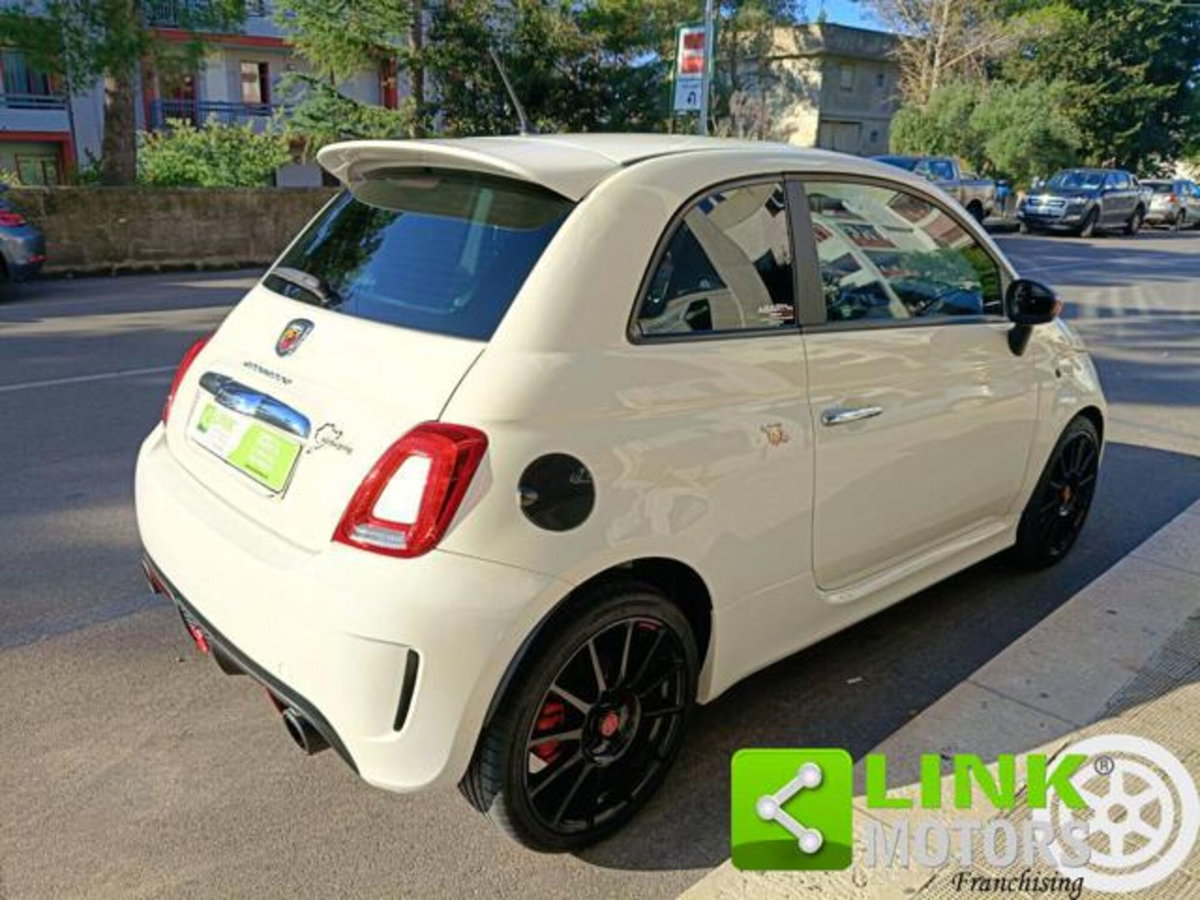 Abarth 500 1.4 Turbo T-Jet (3)