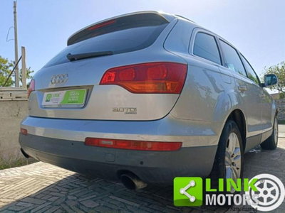 Audi Q7 3.0 V6 TDI 233CV quattro tiptronic (11)