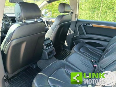 Audi Q7 3.0 V6 TDI 233CV quattro tiptronic (18)