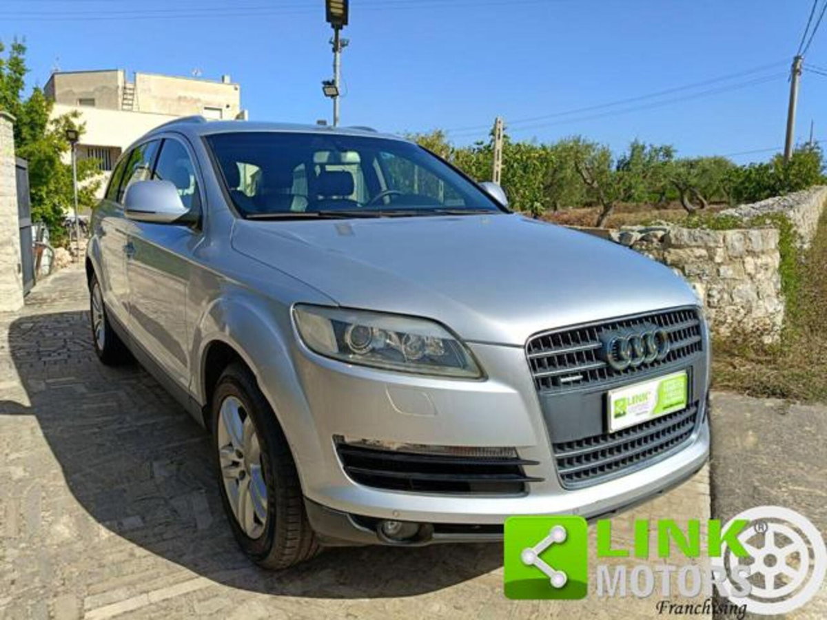 Audi Q7 3.0 V6 TDI 233CV quattro tiptronic (4)