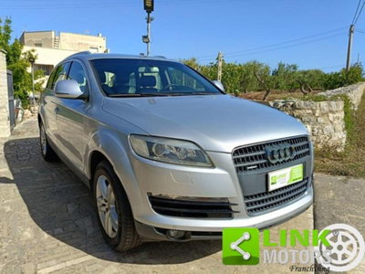 Audi Q7 3.0 V6 TDI 233CV quattro tiptronic (4)