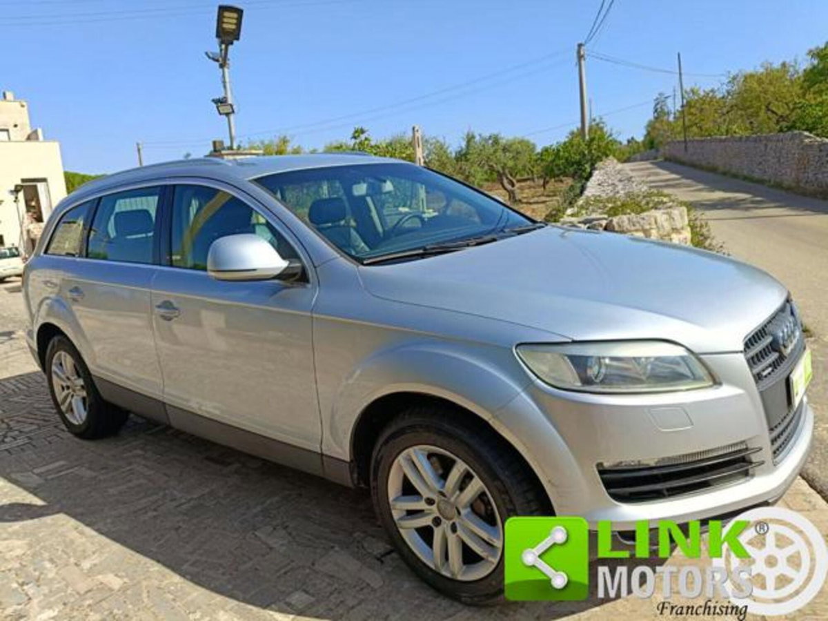 Audi Q7 3.0 V6 TDI 233CV quattro tiptronic (5)