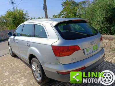 Audi Q7 3.0 V6 TDI 233CV quattro tiptronic (9)