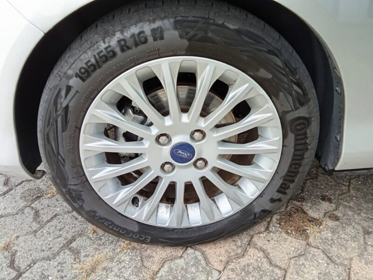 Ford B-Max B-Max 1.0 EcoBoost 100 CV Titanium (9)