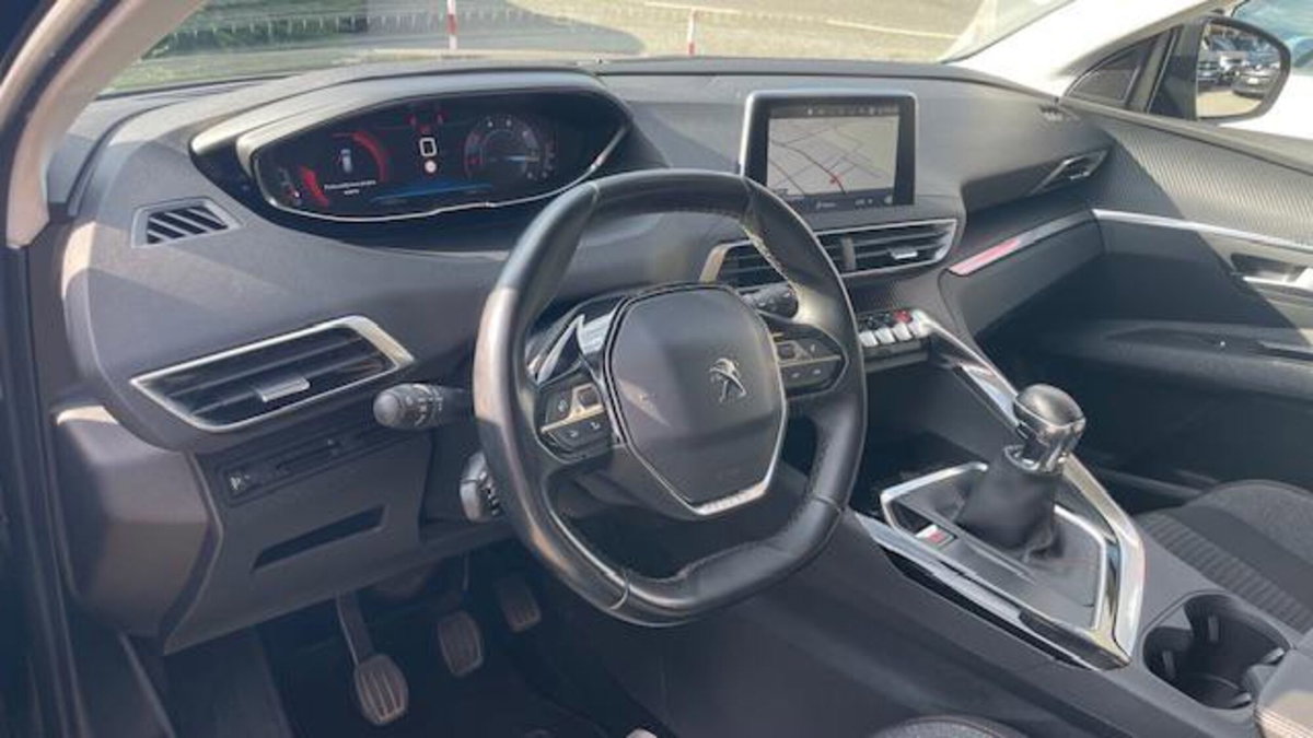 Peugeot 3008 BlueHDi 130 S&S Active (5)