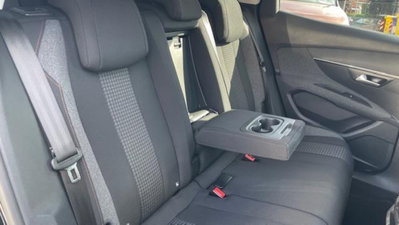 Peugeot 3008 BlueHDi 130 S&S Active (9)