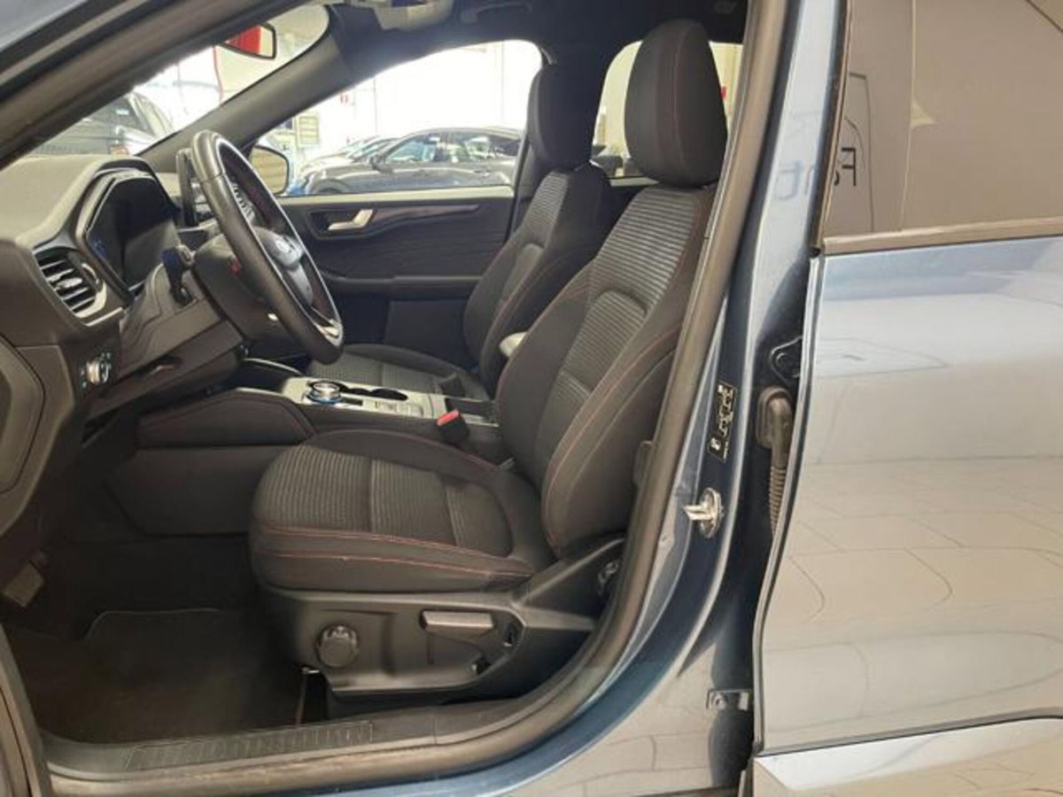 Ford Kuga 2.5 Plug In Hybrid 225 CV CVT 2WD ST-Line (12)