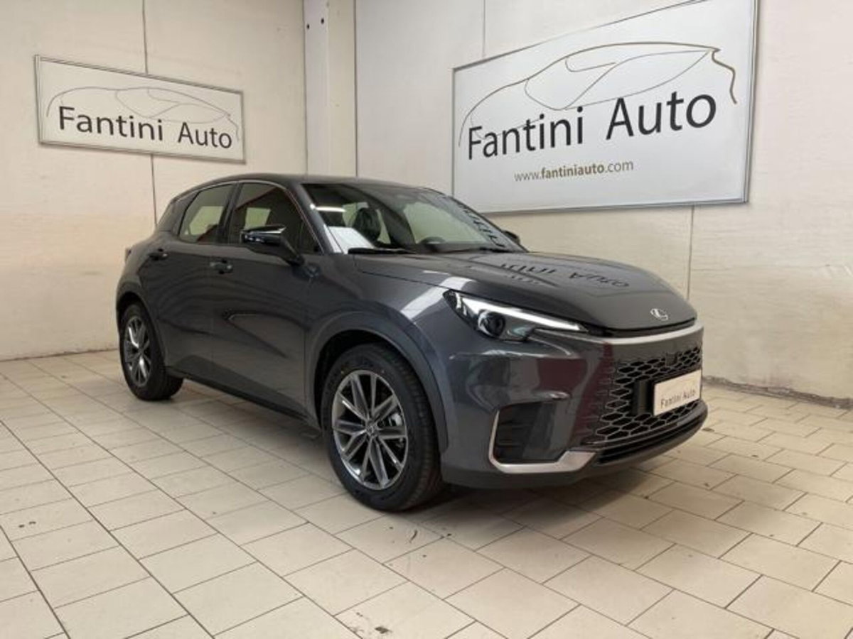 Lexus LBX 1.5 hybrid Elegant 2wd