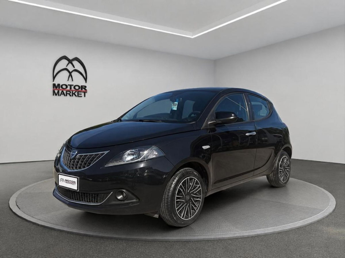 Lancia Ypsilon 1.0 FireFly 5 porte S&S Hybrid Gold Plus