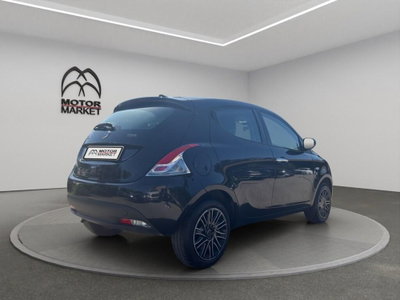 Lancia Ypsilon 1.0 FireFly 5 porte S&S Hybrid Gold Plus (7)