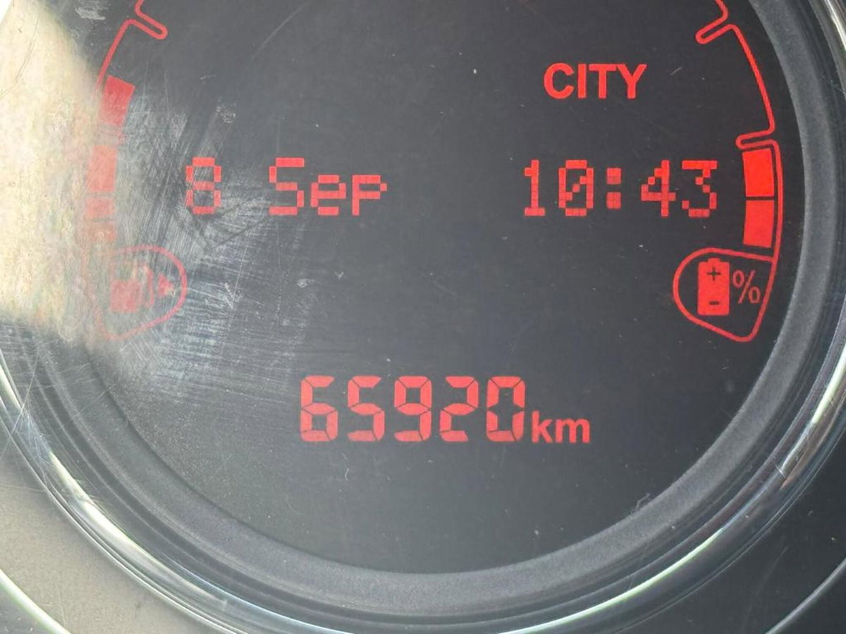 Fiat 500 1.0 Hybrid Club (9)