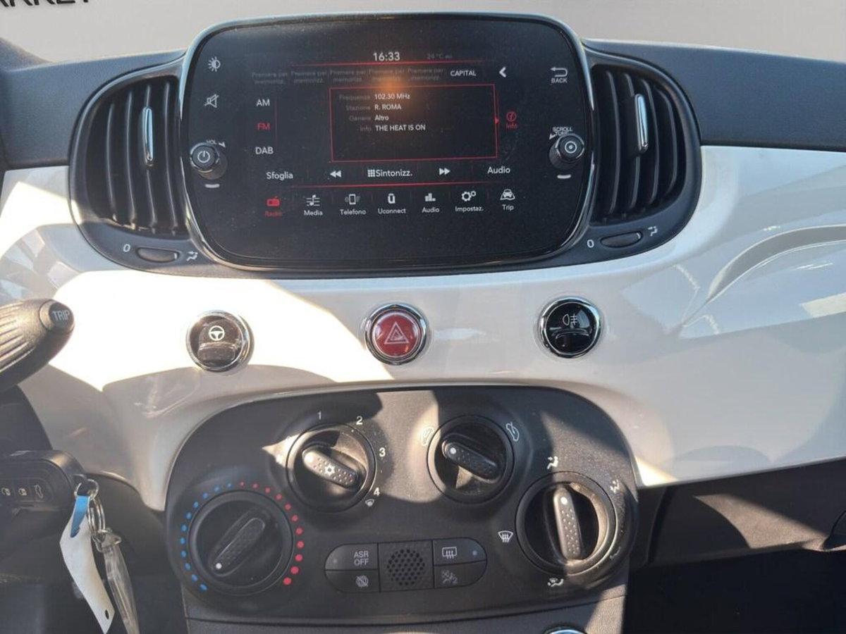 Fiat 500 1.0 Hybrid Club (12)