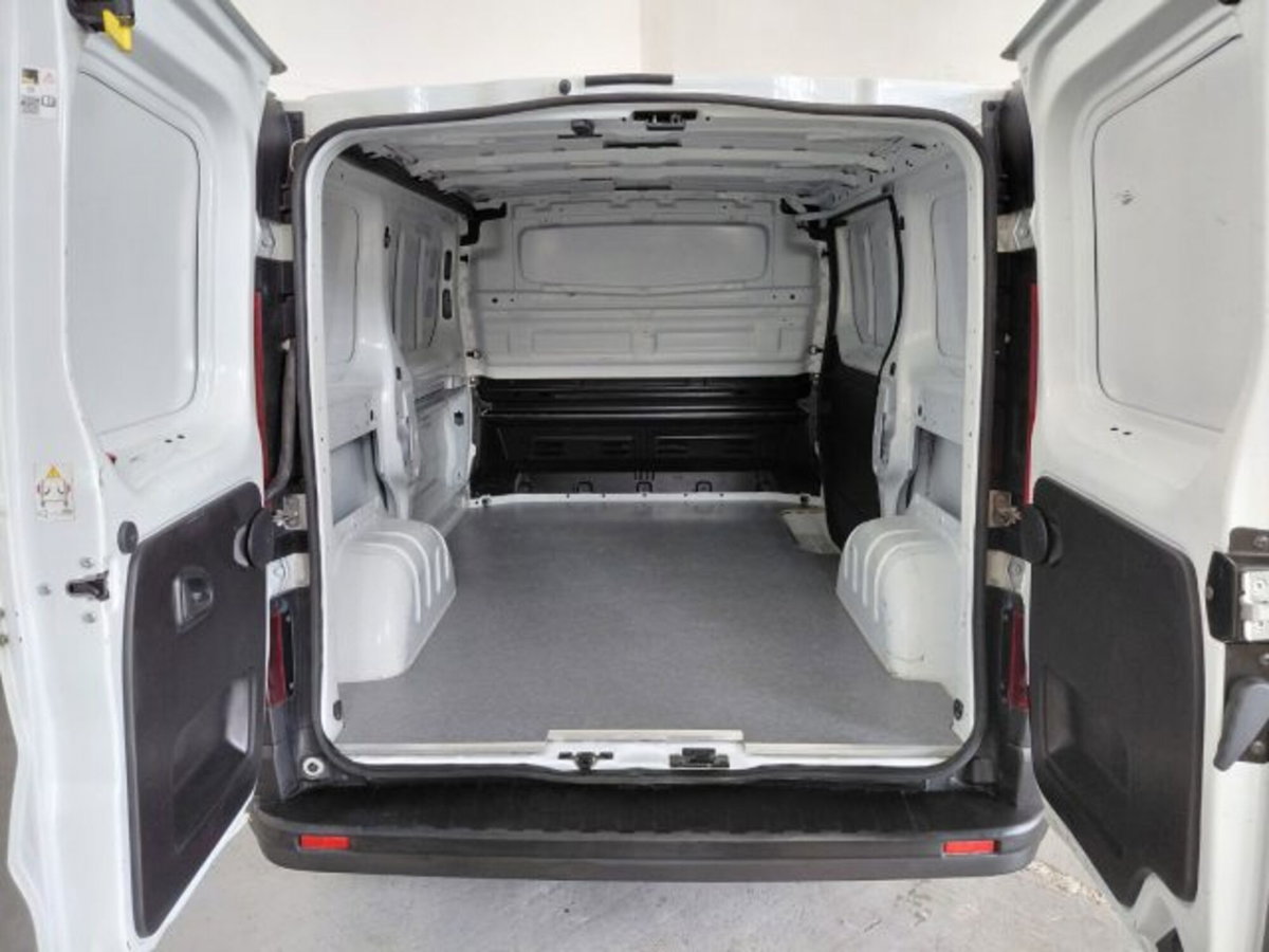 Renault Trafic Furgone T27 2.0 dCi 110CV PC-TN Furgone Ice Plus (11)