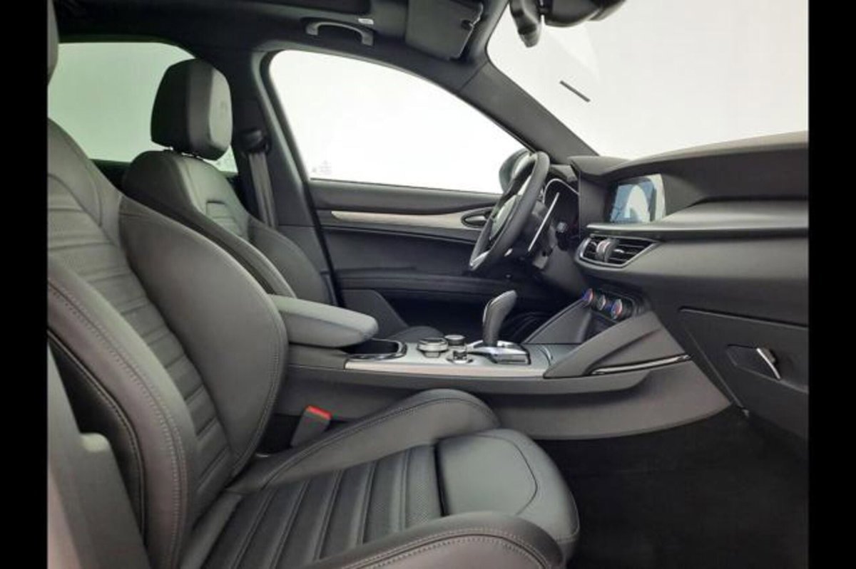 Alfa Romeo Stelvio Stelvio 2.2 Turbodiesel 210 CV AT8 Q4 Veloce (3)