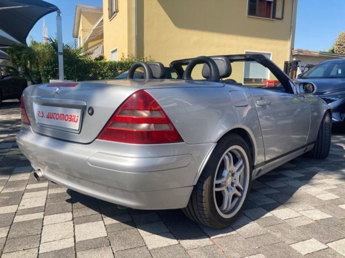 Mercedes-Benz SLK 200 Kompressor cat Sport (2)