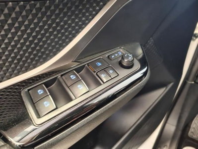 Toyota Toyota C-HR 1.8 Hybrid E-CVT Trend (12)