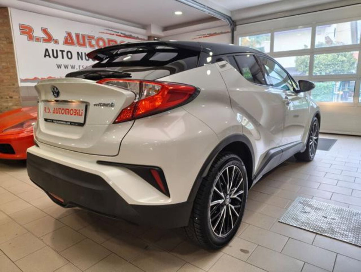 Toyota Toyota C-HR 1.8 Hybrid E-CVT Trend (3)