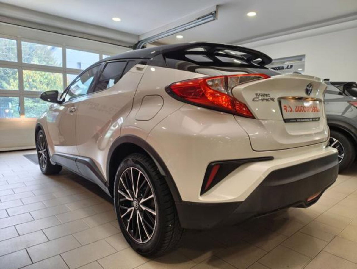 Toyota Toyota C-HR 1.8 Hybrid E-CVT Trend (4)