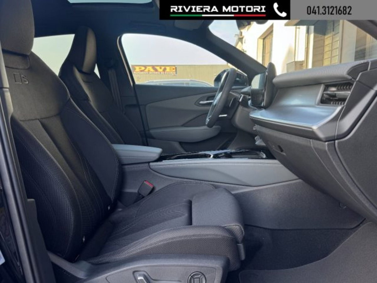 Audi Q3 Sportback 35 TDI quattro S tronic S line edition (9)