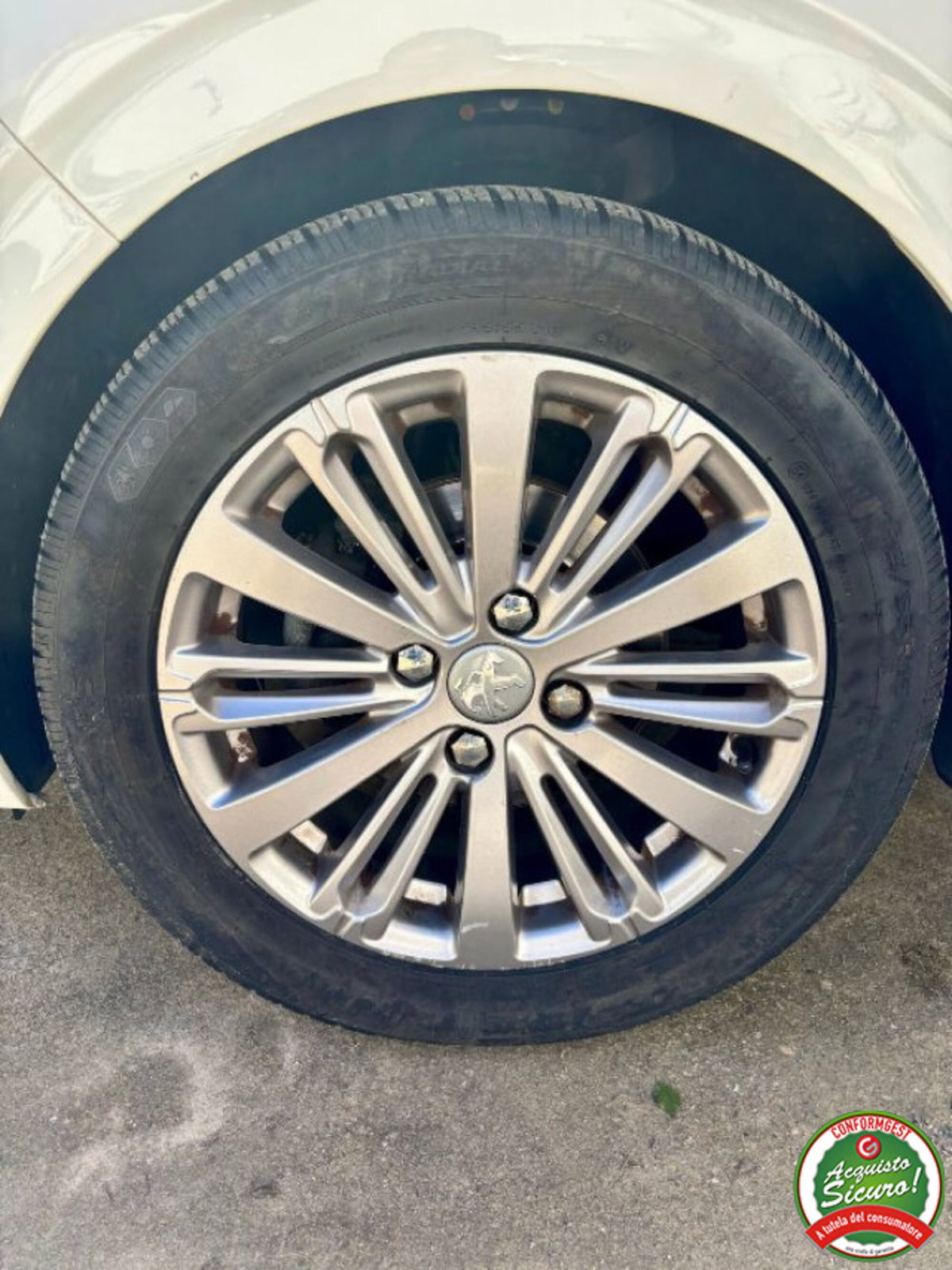 Peugeot 208 BlueHDi 100 Stop&Start 5 porte Allure (19)