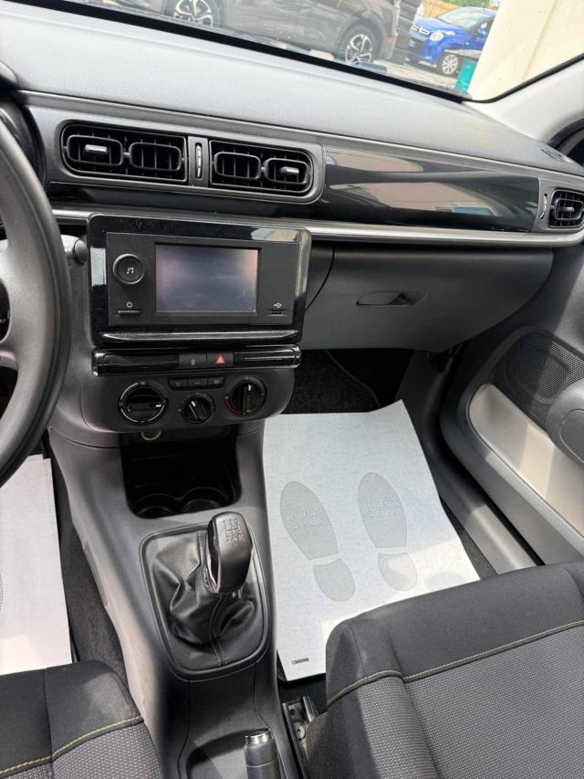 Citroen C3 1.2 puretech You s&s 83cv neopatentati (14)