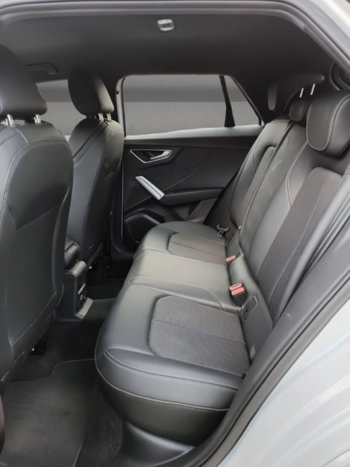 Audi Q2 Q2 35 TDI (9)