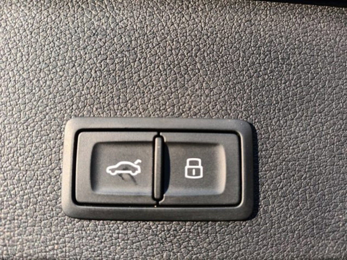 Audi Q2 Q2 35 TDI (18)