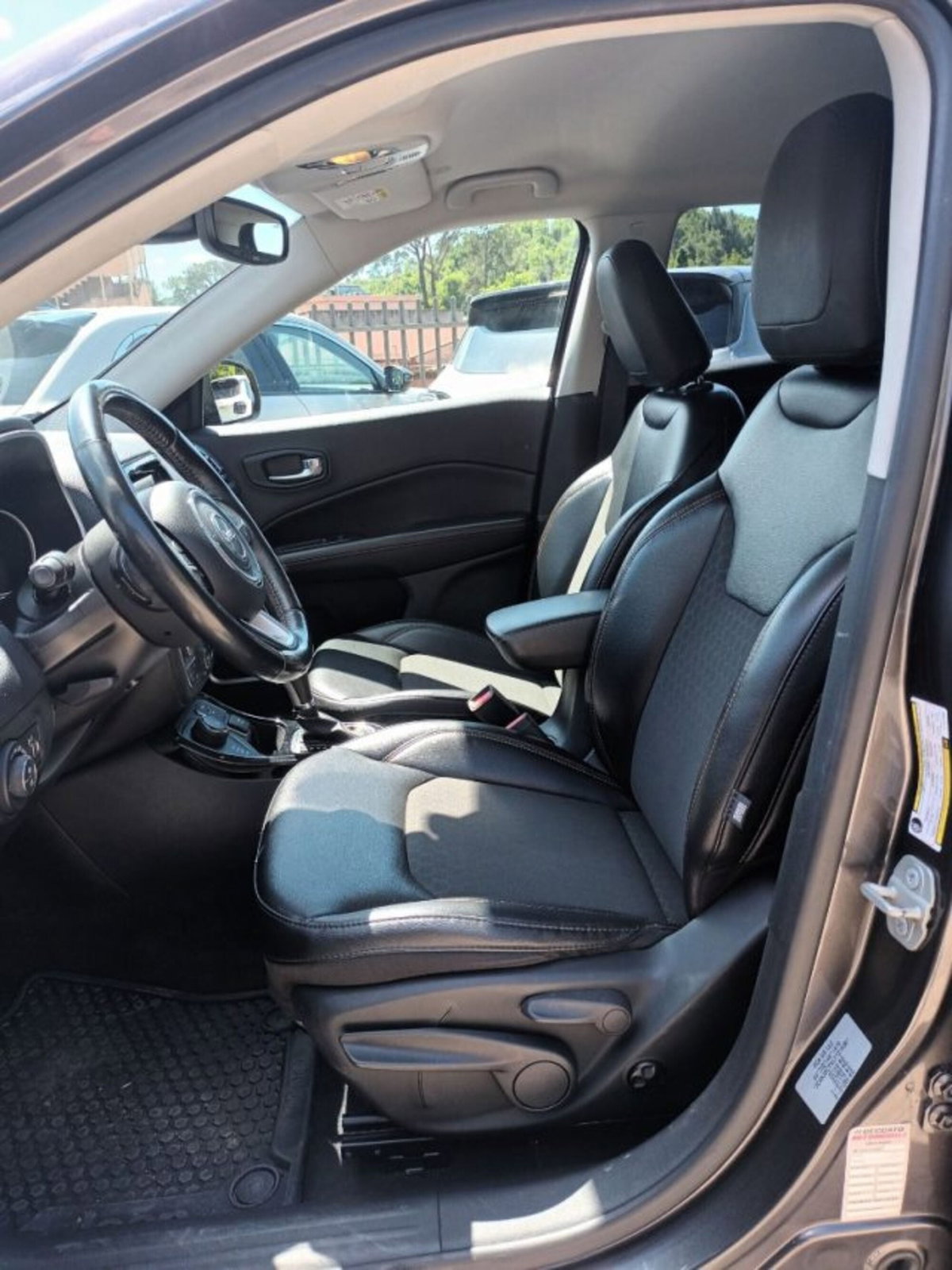 Jeep Compass 2.0 Turbodiesel Limited (5)