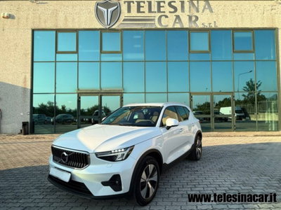 Volvo XC40 T4 Recharge Plug-in Hybrid R-design usata