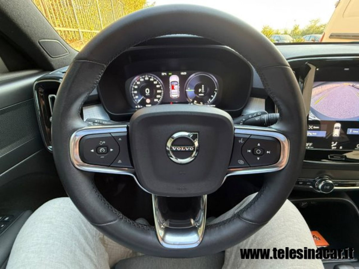 Volvo XC40 T4 Recharge Plug-in Hybrid R-design (19)