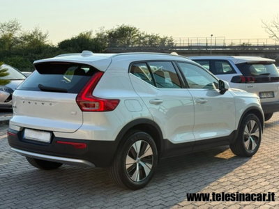 Volvo XC40 T4 Recharge Plug-in Hybrid R-design (6)