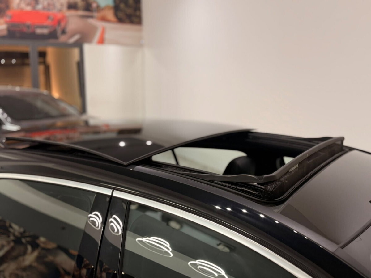Mercedes-Benz Classe A 200 d Automatic Premium (9)
