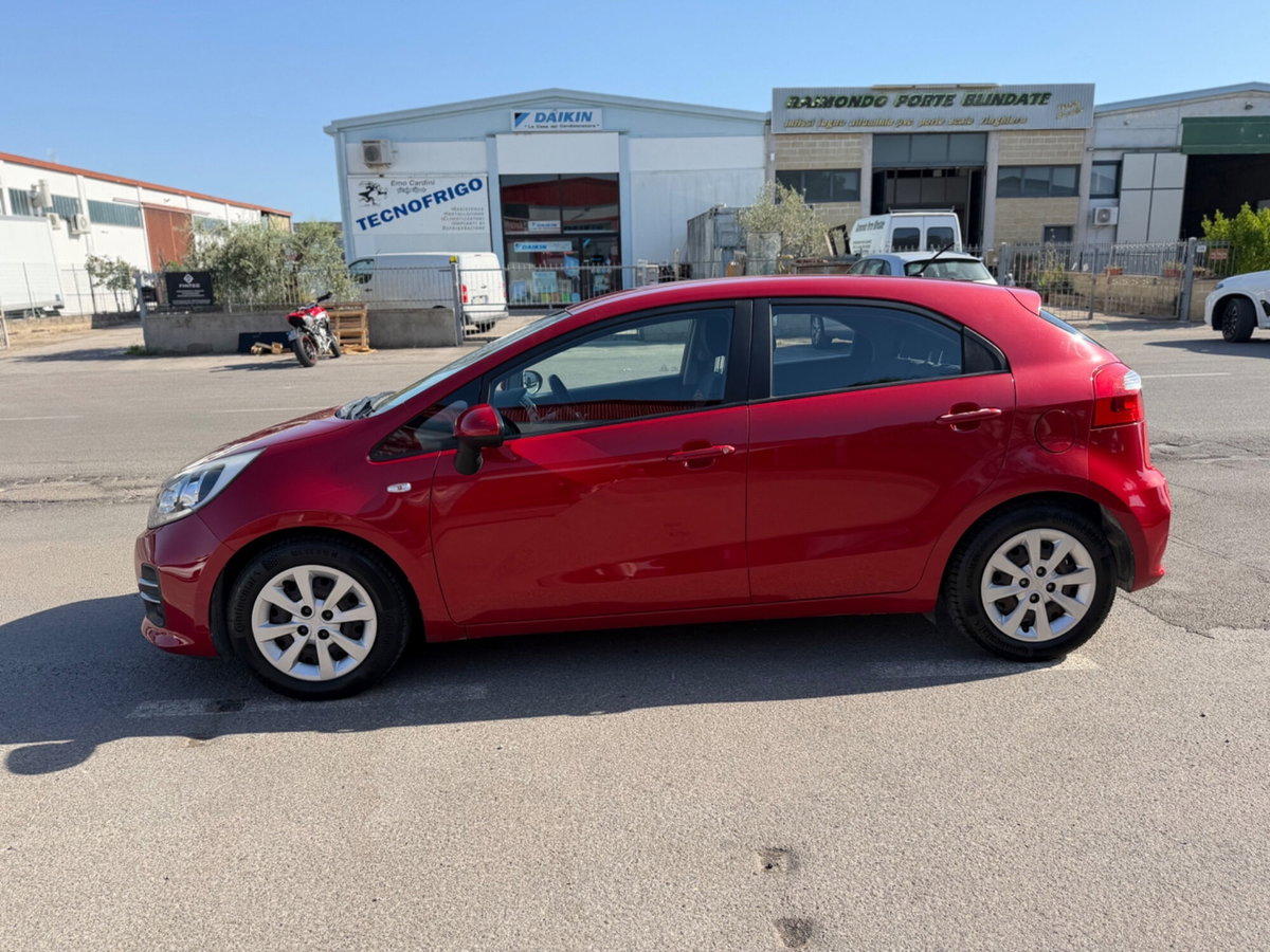 Kia Rio 1.2 CVVT 5p. ECO GPL Cool (5)