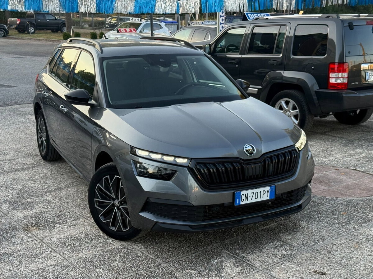 Skoda Kamiq 1.5 tsi Black Dots 150cv dsg